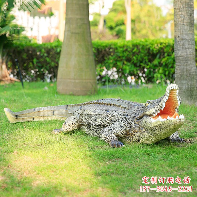 商丘玻璃钢仿真动物雕塑点亮园林景观