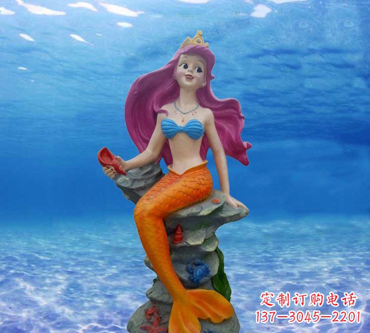 商丘玻璃钢雕刻的美人鱼