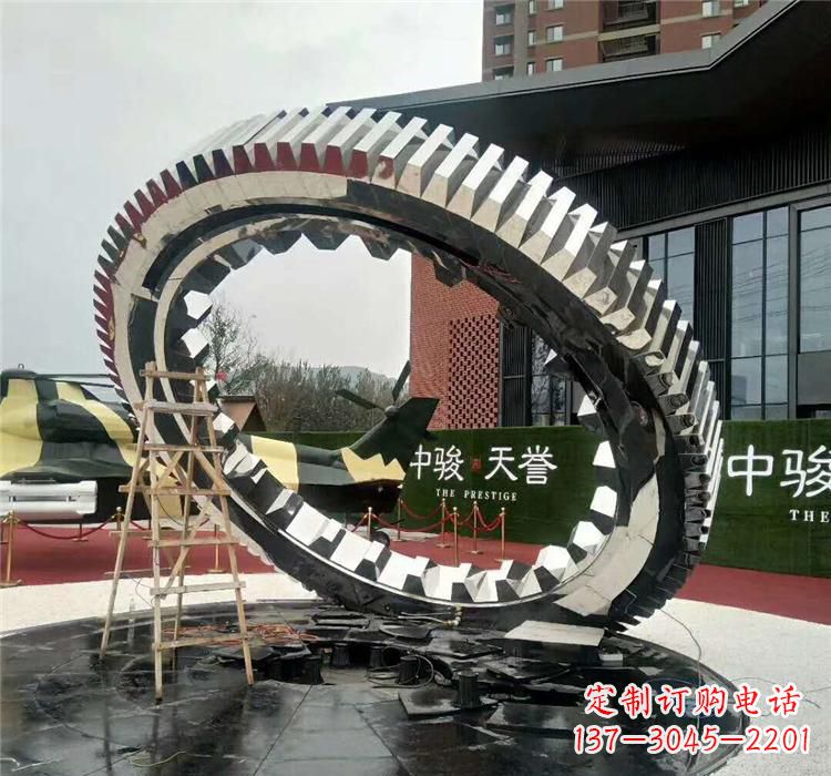 商丘不锈钢齿轮抽象雕塑