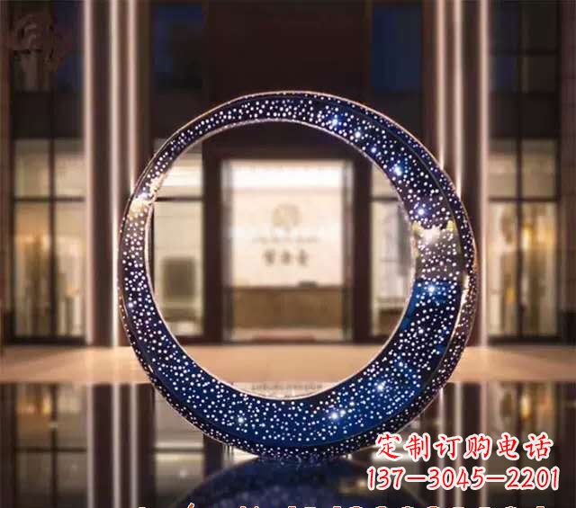 商丘不锈钢发光月亮雕塑照亮夜空的梦幻之光