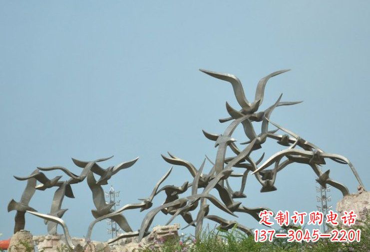 商丘不锈钢大雁雕塑一只翱翔天际的艺术品