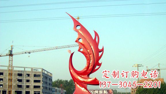 商丘凤凰城市的不锈钢雕塑