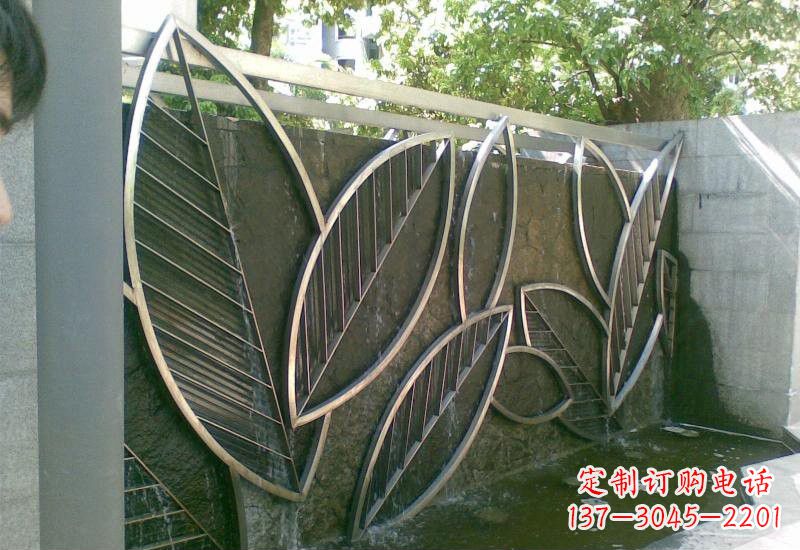 商丘不锈钢树叶雕塑——艺术与科技的完美结合