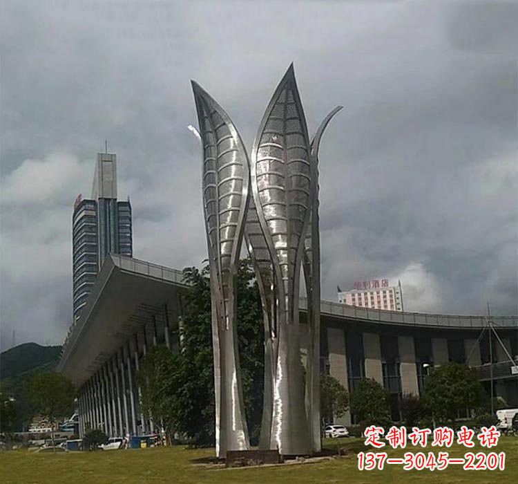 商丘不锈钢公园大型树叶雕塑精美绝伦
