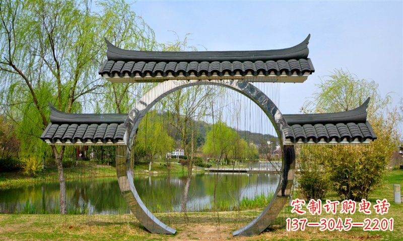 商丘不锈钢公园月亮门雕塑传承中华文化