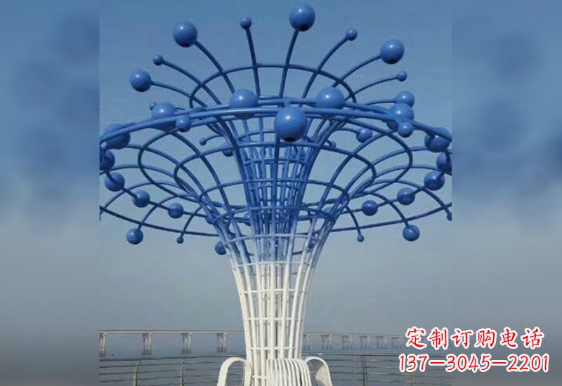 商丘不锈钢广场上的喷泉雕塑