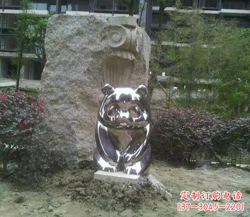 商丘不锈钢熊猫雕塑它的美丽与魅力