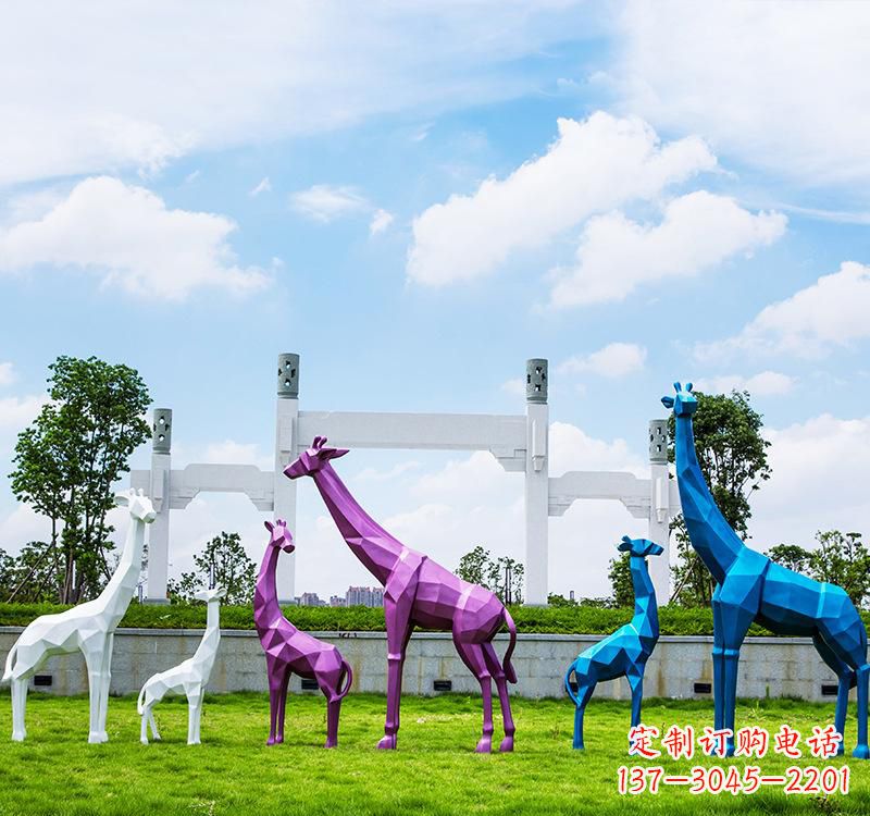 商丘不锈钢材质的长颈鹿雕塑