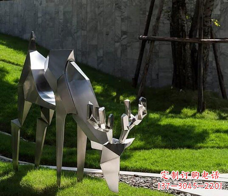 商丘不锈钢几何动物雕塑——点缀鹿公园美景