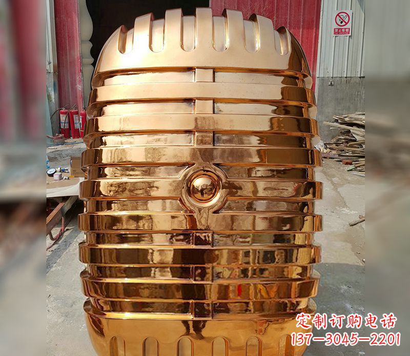 商丘精美不锈钢话筒雕塑