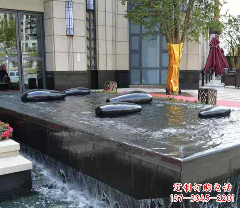 商丘不锈钢景观异形水滴雕塑