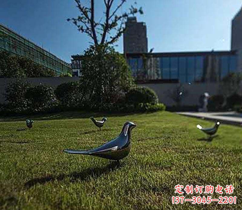 商丘不锈钢镜面鸽子雕塑象征和平与美丽
