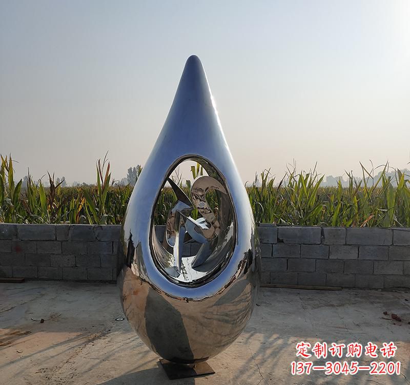商丘不锈钢水滴雕塑展现自然之美