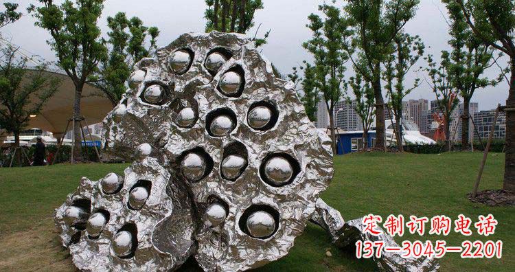 商丘不锈钢莲蓬精美雕塑铸就华丽景观