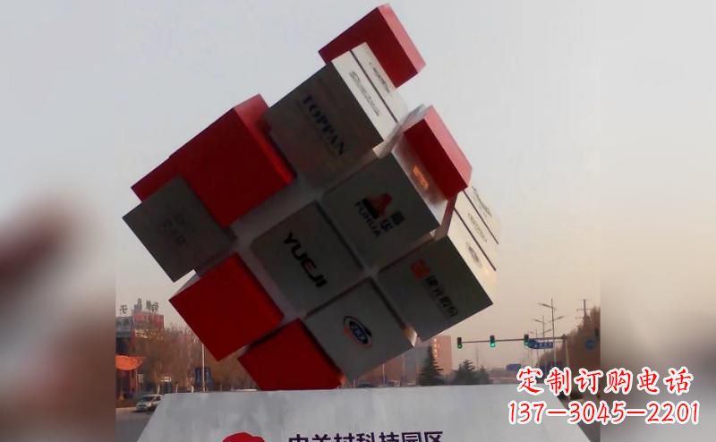 商丘不锈钢魔方雕塑艺术精灵的精彩表现