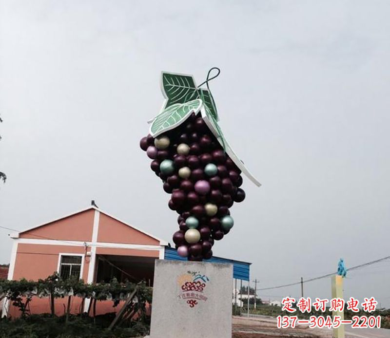 商丘精美绝伦的不锈钢葡萄雕塑