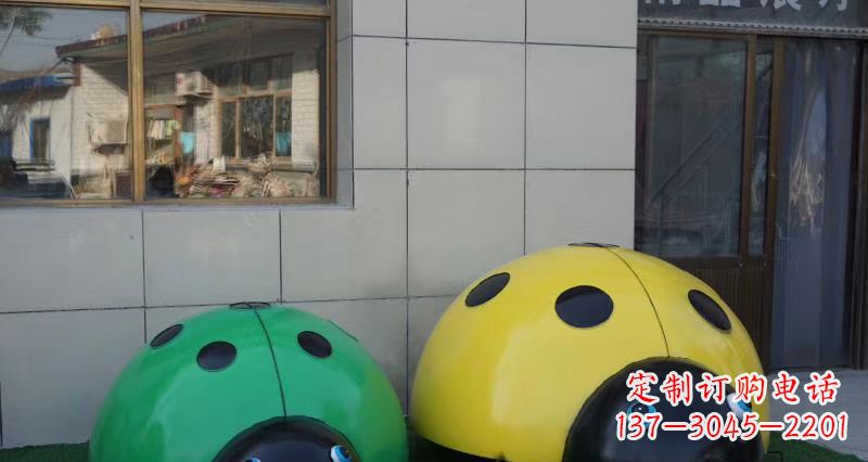 商丘不锈钢瓢虫雕塑精致而富有艺术感