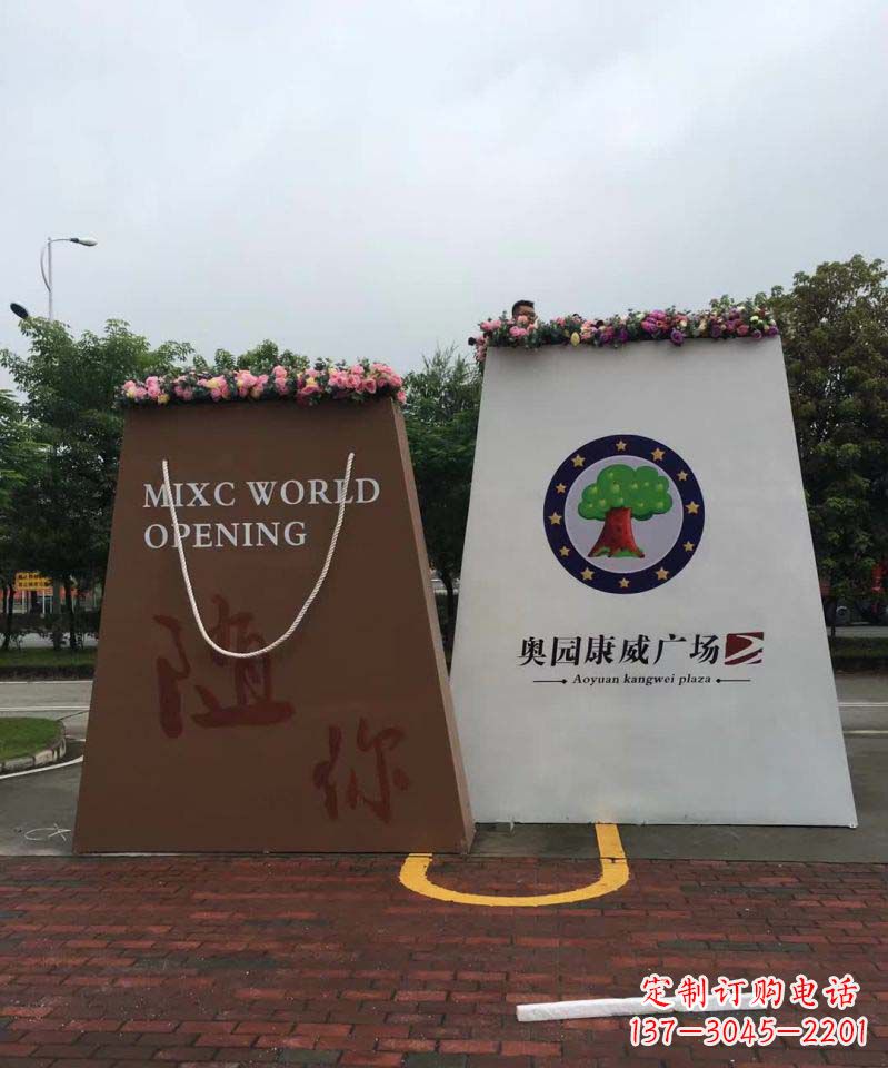 商丘不锈钢购物袋雕塑给城市景观带来新的灵感