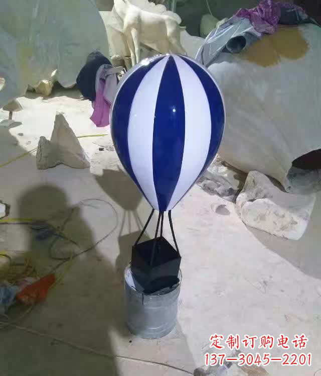 商丘气球雕塑精美外形、绚丽色彩