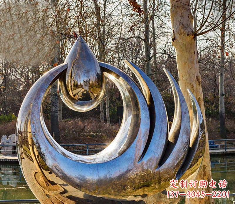 商丘不锈钢水滴雕塑给园林带来流动的美
