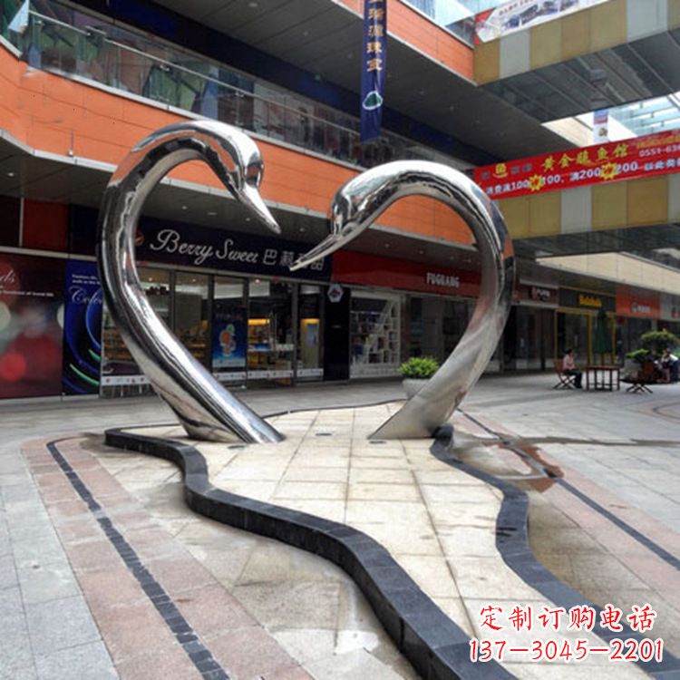 商丘不锈钢天鹅爱情雕塑把浪漫永恒的爱情永久凝固