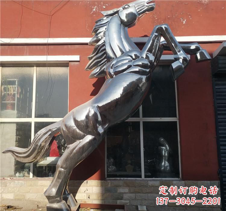 商丘不锈钢跳跃马雕塑