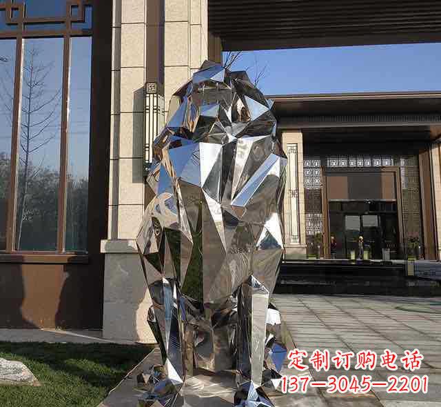 商丘不锈钢狮子雕塑给园林带来神秘与力量