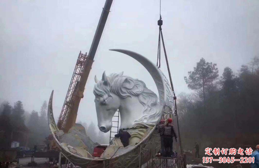 商丘不锈钢月亮雕塑