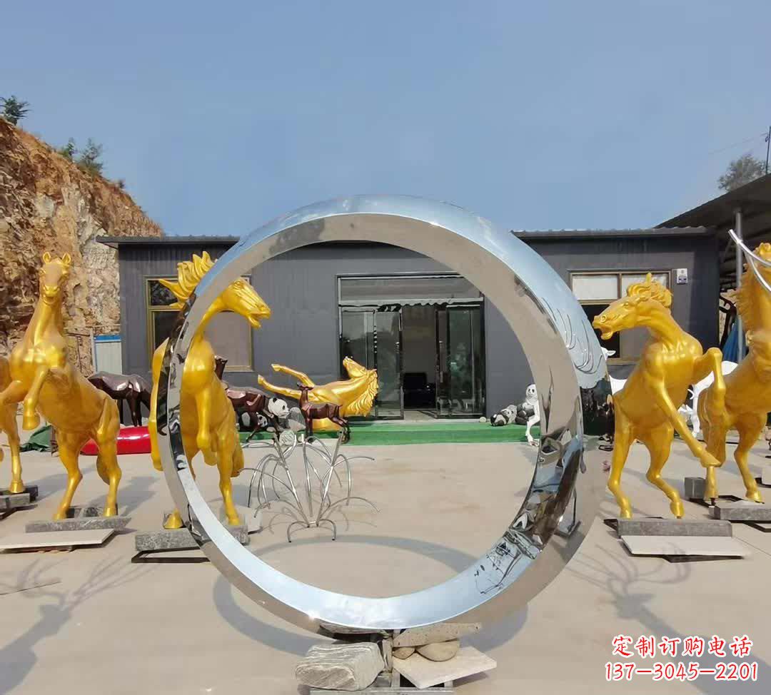 商丘不锈钢圆环雕塑让景观更加精彩