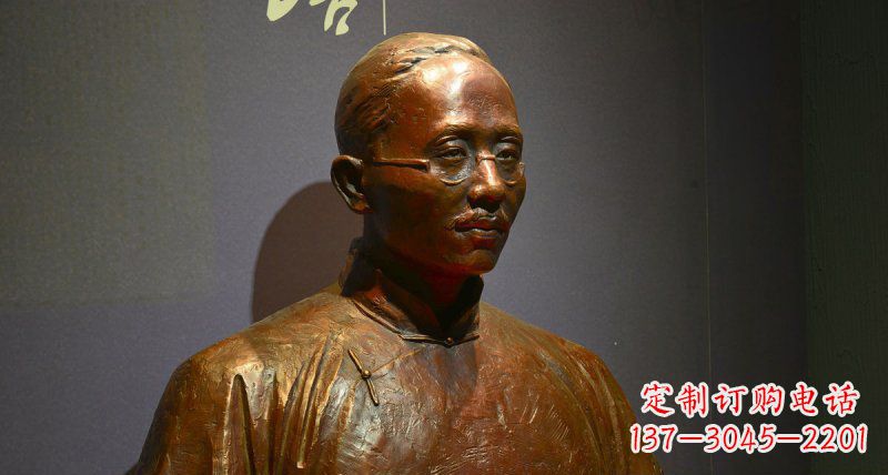 商丘蔡元培——一位传奇民族英雄的雕塑