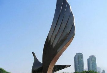 商丘不锈钢翅膀雕塑象征着自由的美