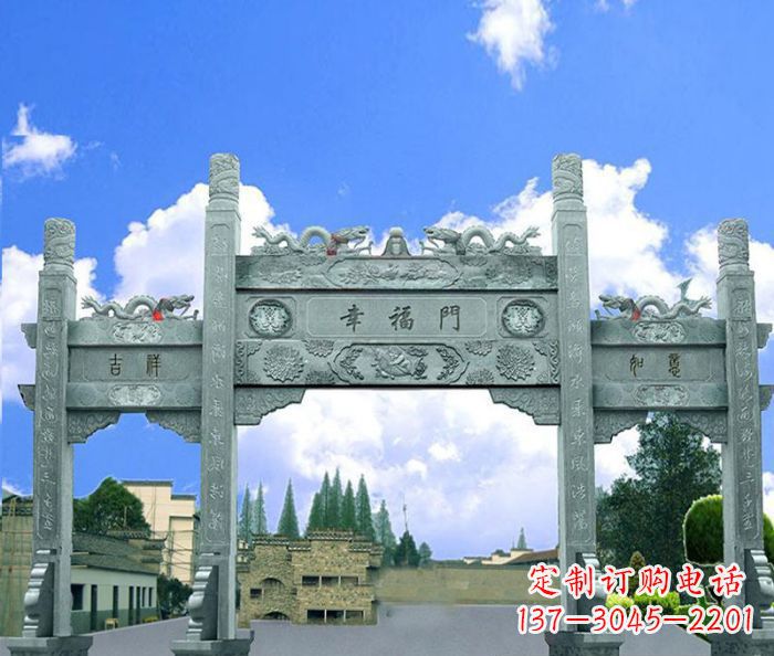 商丘村庄三门牌坊的雕塑之美