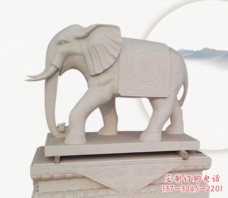 商丘大理石公园内的巨大雕塑