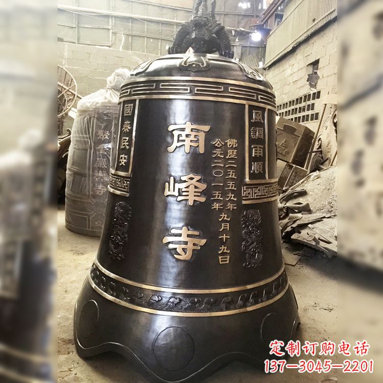 商丘大型铜钟雕塑，用精湛工艺刻画出非凡品质