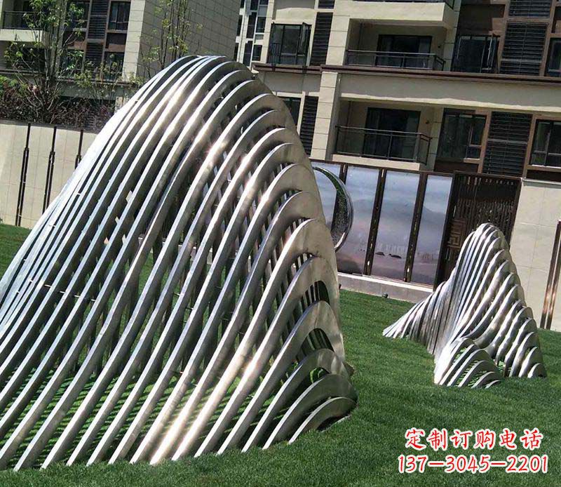 商丘不锈钢假山雕塑——电镀之美