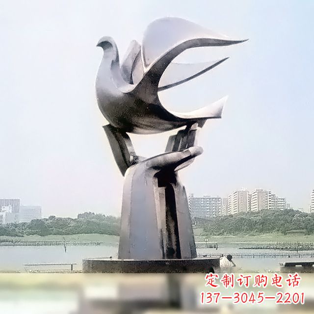 商丘精美鸽子雕塑