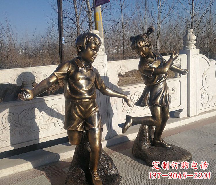 商丘浪漫圆满的精美花篮雕塑