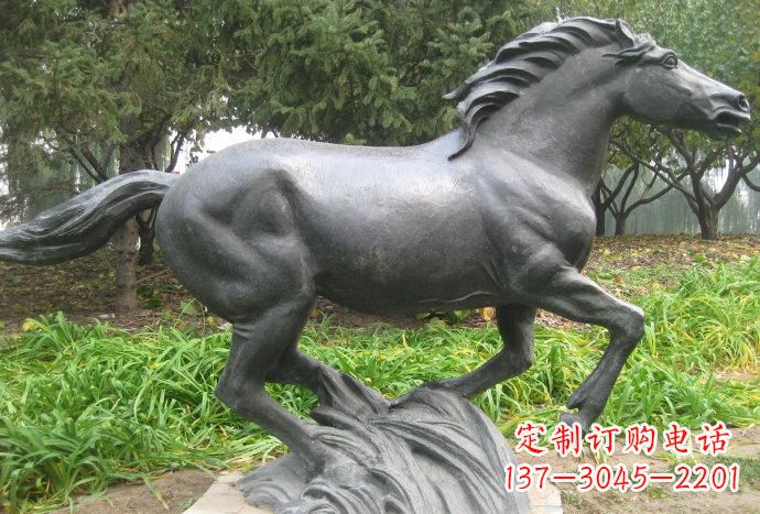 商丘奔马铜雕—精美雕塑处处闪耀灿烂光彩