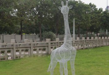 商丘浪漫活力·不锈钢镂空长颈鹿雕塑