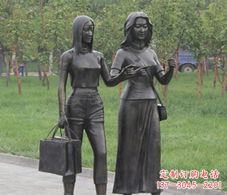 商丘艺术精品铜雕——公园逛街女性人物铜雕塑