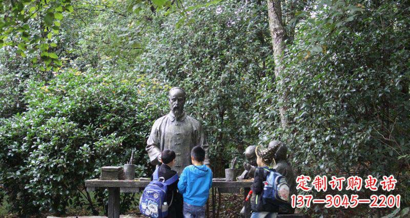 商丘小孩领雕塑——让孩子永记知识