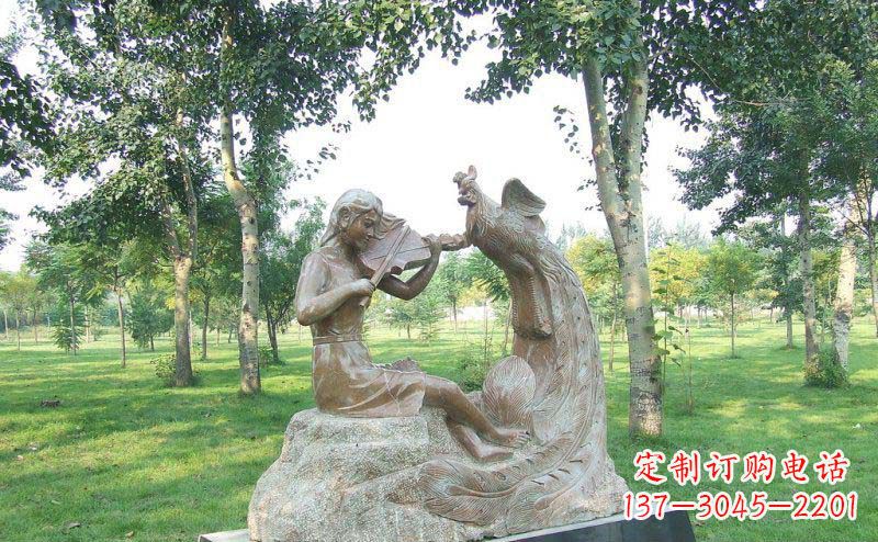商丘公园拉小提琴的女孩和凤凰景观铜雕