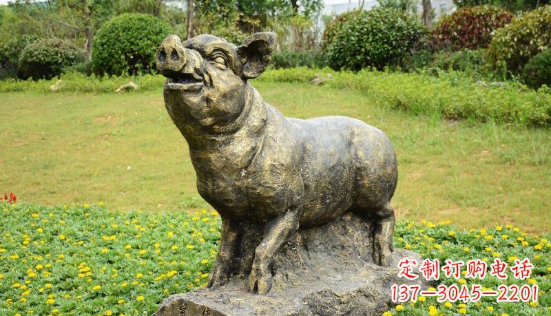 商丘公园十二生肖铜雕