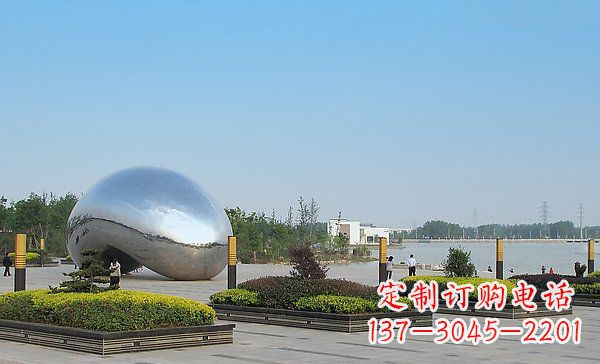 商丘华丽而唯美的不锈钢水滴雕塑