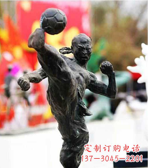 商丘足球雕塑：展现无限自由