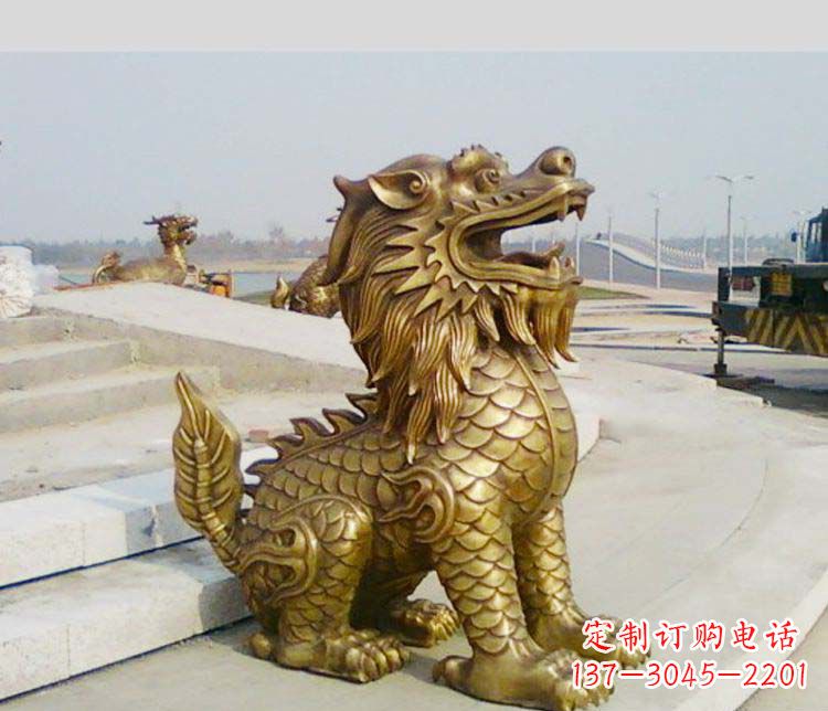 商丘狮子雕塑：象征力量，令人肃然起敬