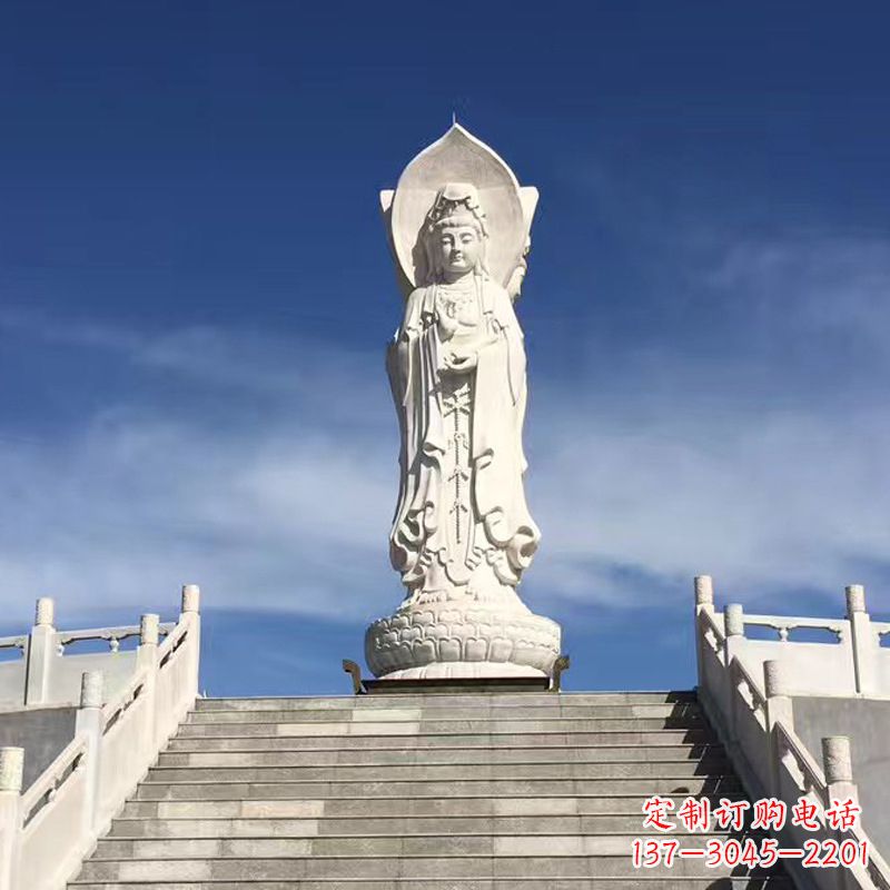 商丘景区广场大型三面观音石雕景观雕塑
