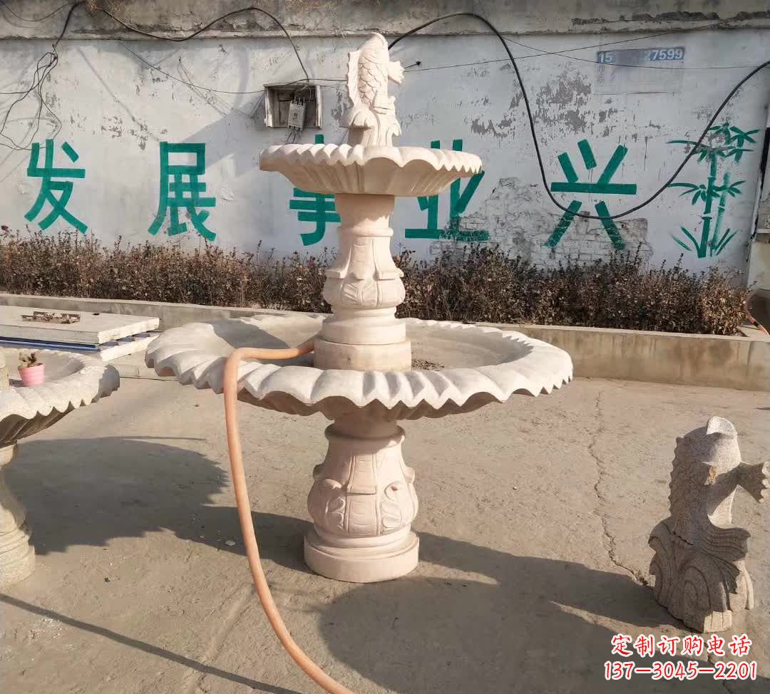 商丘中领雕塑是一家专业的雕塑定制厂家，拥有一…