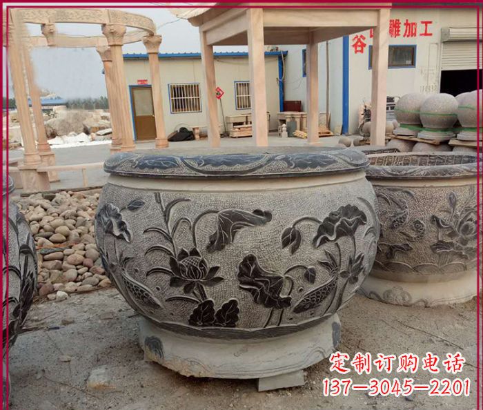 商丘中领雕塑：传承经典，水缸雕塑仿古圆水缸