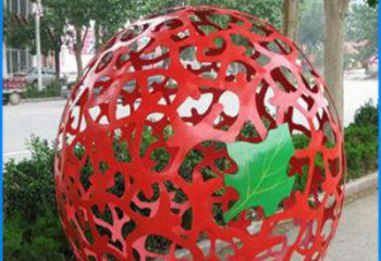 商丘街边不锈钢镂空球和树叶景观雕塑